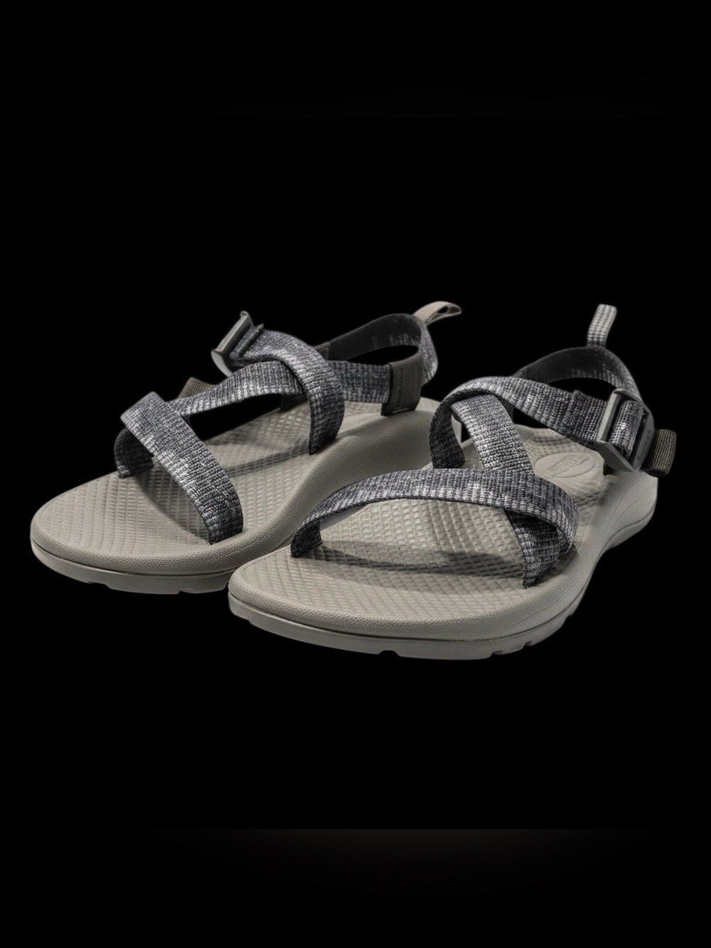 Chaco Z/Cloud Kids Youth Size 3 Single Strap Sandal Gray Black Outdoor